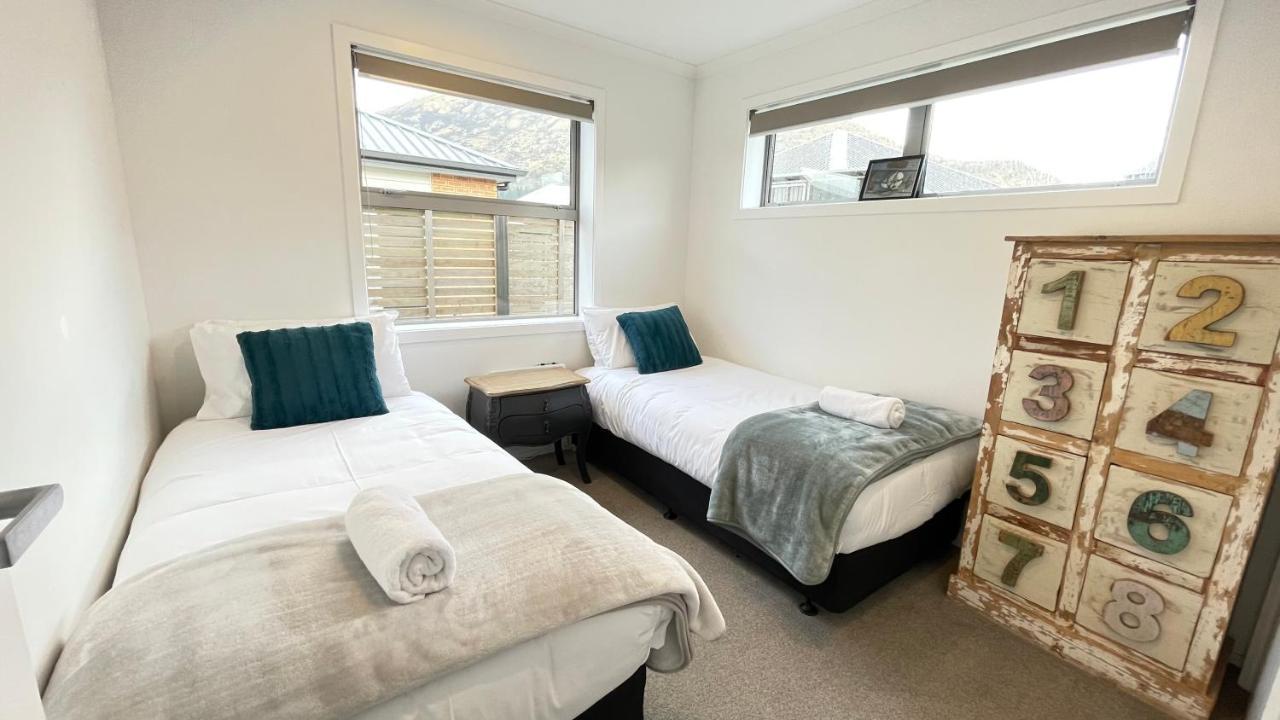 Modern Living Villa Queenstown Buitenkant foto