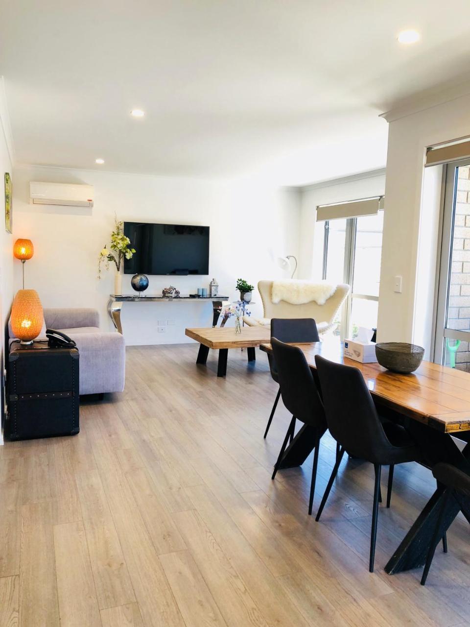 Modern Living Villa Queenstown Buitenkant foto